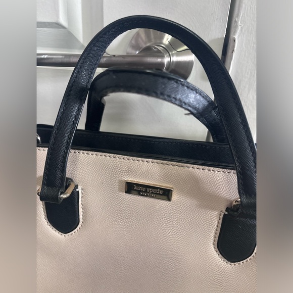 Kate Spade Black and Cream Satchel As is
Final price! - Picture 2 of 15